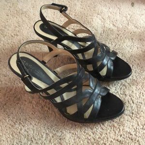 Black strappy wide heels